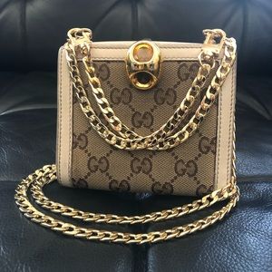 ❤️ SOLD❤️ Gucci GG canvas compact wallet on chain